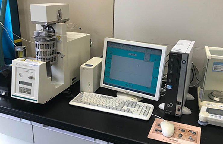 太盛工業の検査設備　熱重量測定装置
